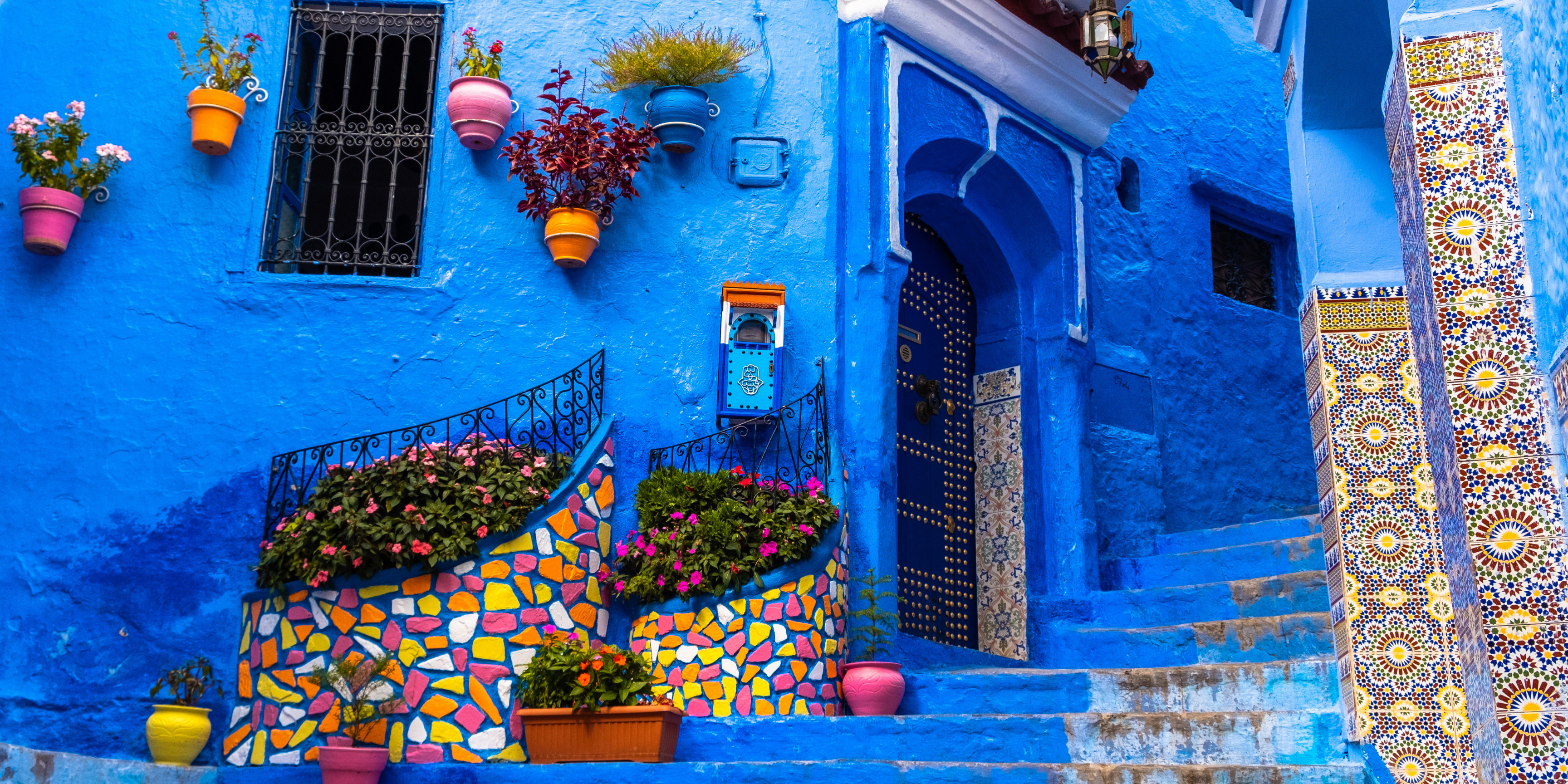 Can you do a day trip from Marrakech to Chefchaouen